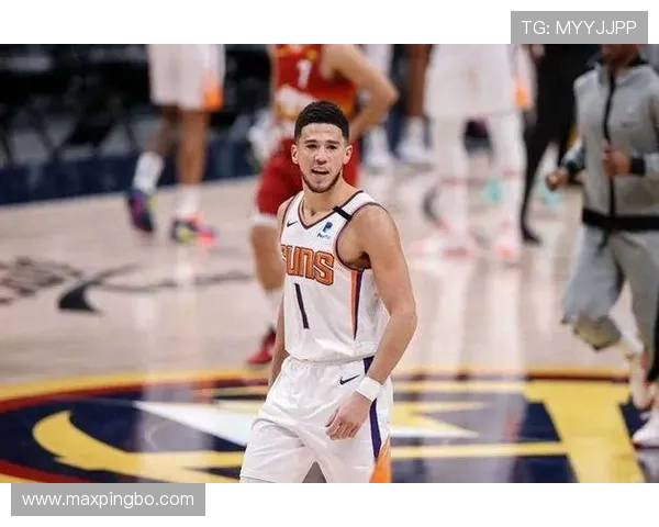 布克单打拉开空间提升关键回合命中率较上季显著