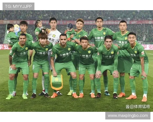 国安年轻阵容经验不足问题显现，稳定性承压影响赛季走势